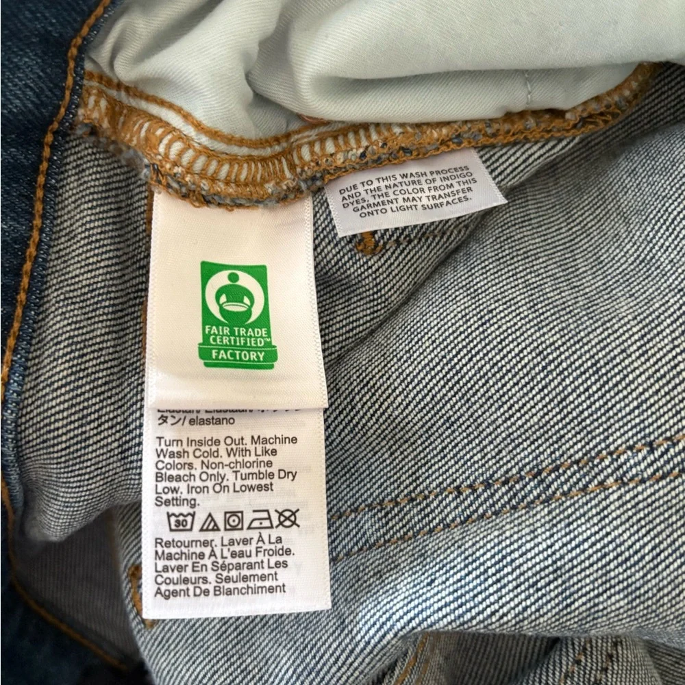 J. Crew Women's Stovepipe Jeans with Cut Hem Signature Stretch+ Sail Port Wash - Picture 5 of 8